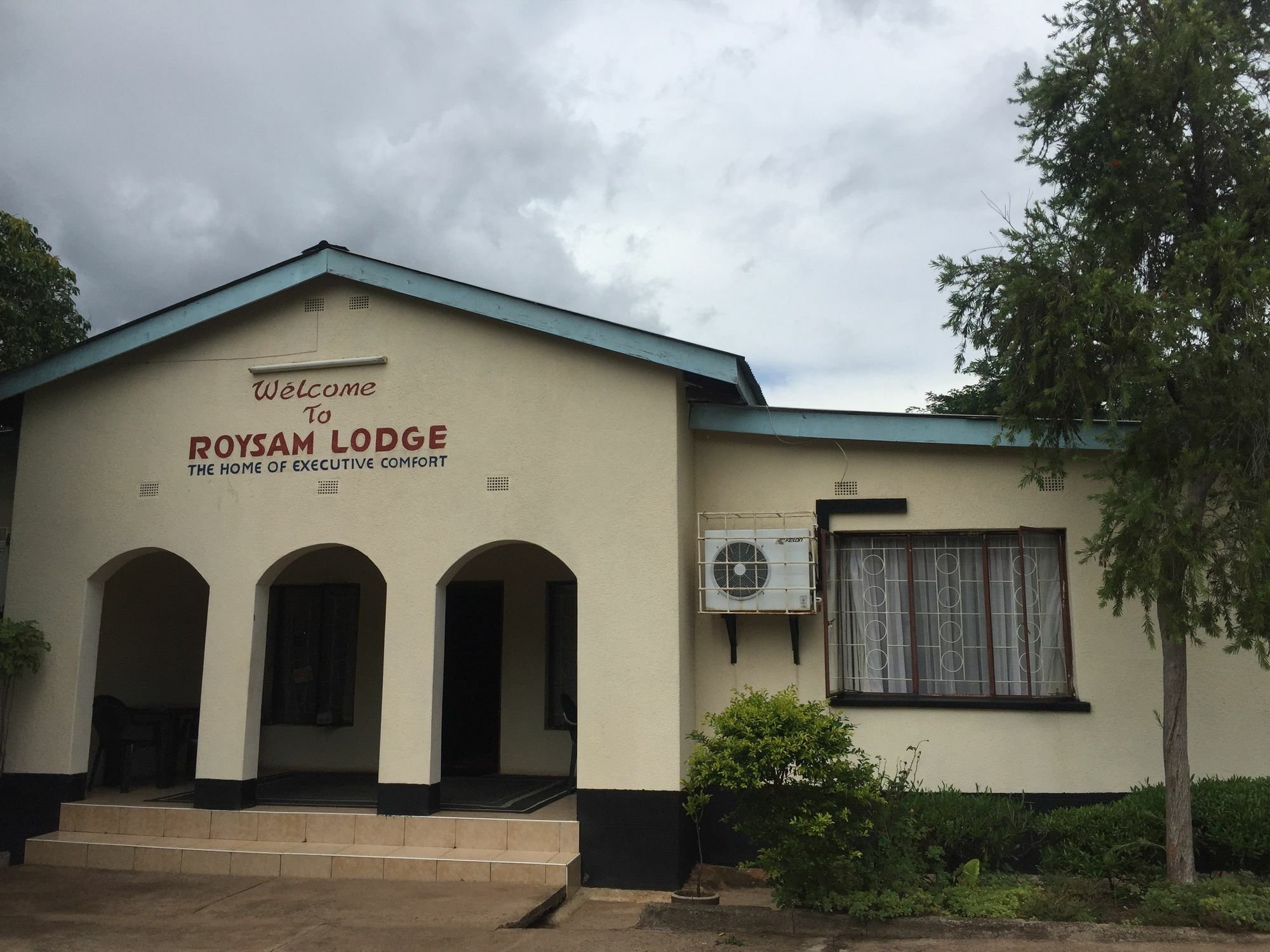Roysam Lodge Livingstone Exteriör bild